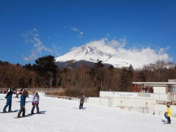 Tokyo: Fuji Mountain Skiing and Hot Spring Day Trip - Booking and Cancellation Policy