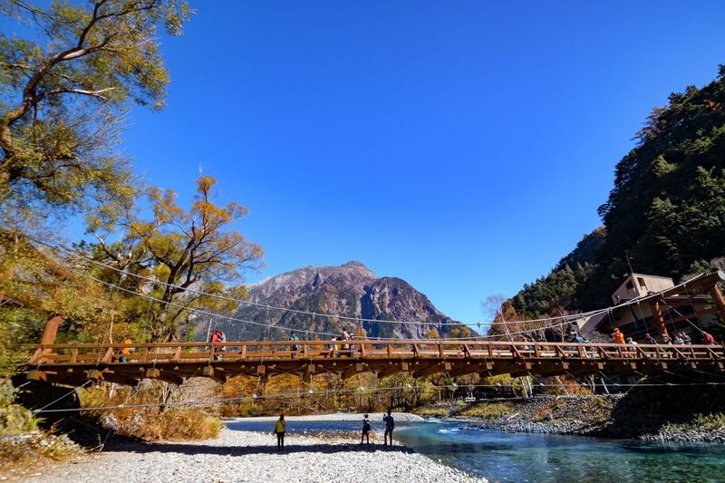 Tokyo Full-Day Kamikochi & Matsumoto Castle Discovery - The bus ride: convenience with a cost