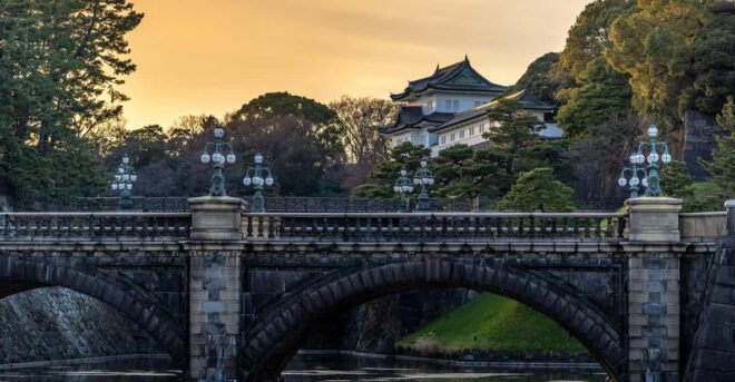 Tokyo: Full Day Private Tour by Luxury Vehicle - Transportation and Amenities