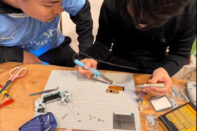 Tokyo: Gameboy Advance IPS Modding Workshop in Akihabara - Practical Details: Timing, Group Size, and Accessibility