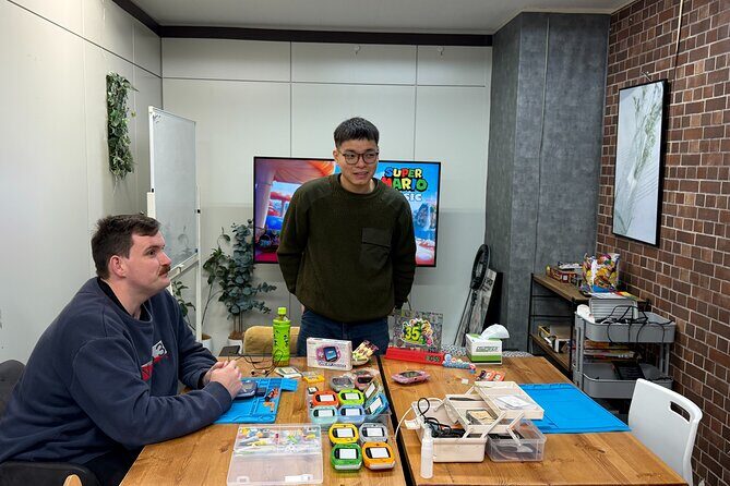 Tokyo: Gameboy Advance IPS Modding Workshop in Akihabara - Who This Experience Is Perfect For