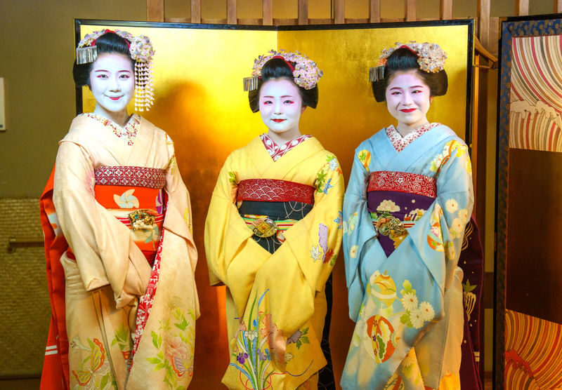 Tokyo Geisha Meet & Performance Small Group Tour - At a glance