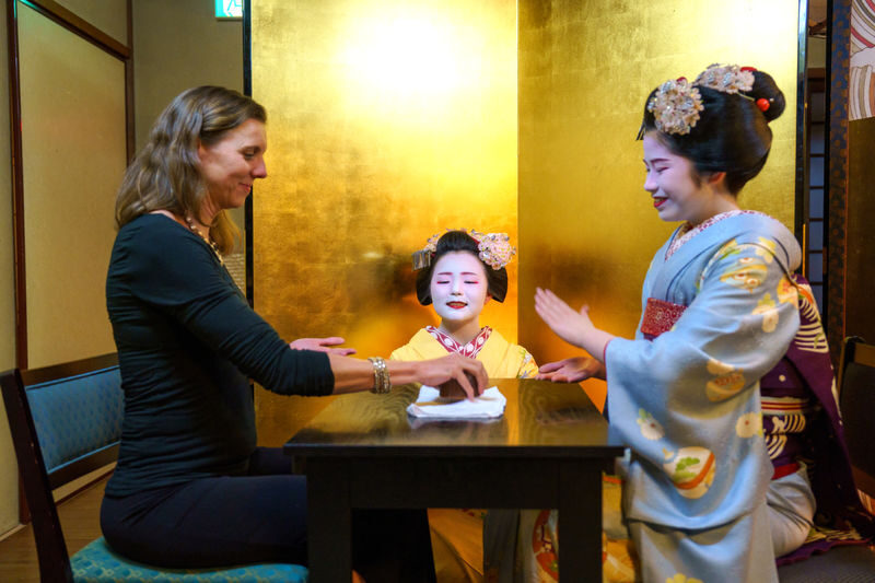 Tokyo Geisha Meet & Performance Small Group Tour - Should you book the Tokyo Geisha Meet & Performance?