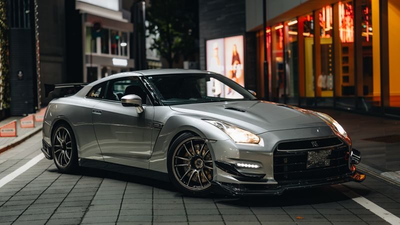 Tokyo: GTR Special Experience Tour / Daikoku & Night City VIP Tour - A JDM Ride, Not a Self-Drive