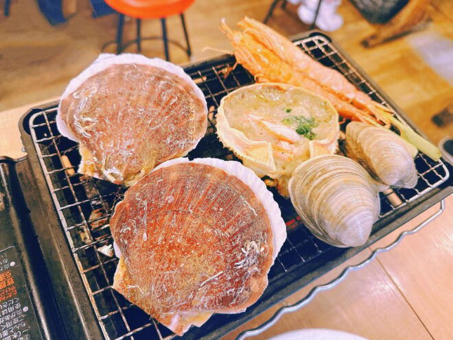 Tokyo: Guided Daytime Walking Tour in Shinjuku District - Inclusions for a Seamless Tour