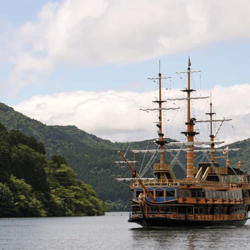 Tokyo: Hakone, Odawara Castle, Lake Ashi Cruise Private Tour - A detailed look at the Hakone Private Tour  