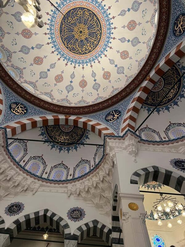 Tokyo: Halal-Friendly Walking Tour for Muslim Travelers - Practical Tips