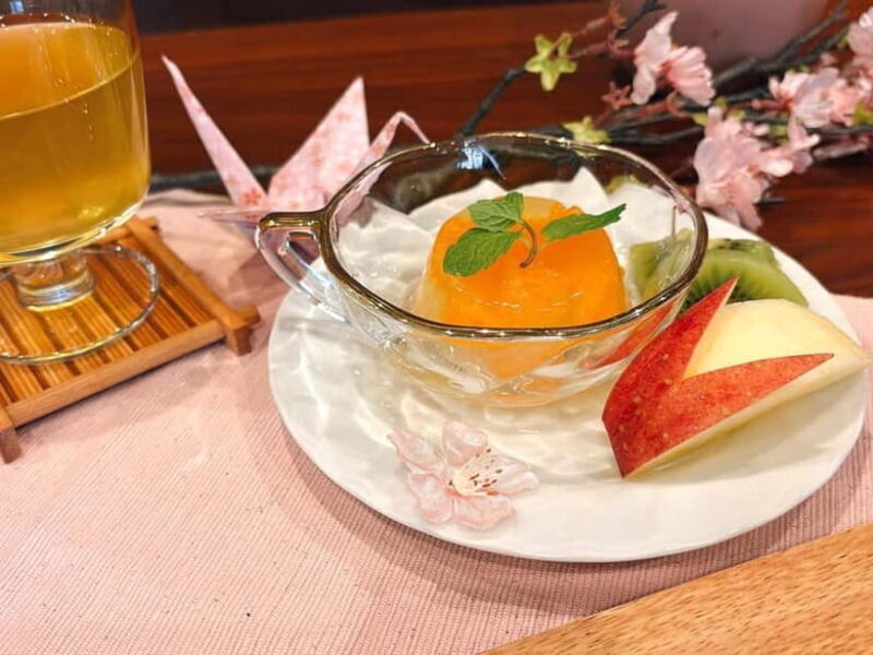 Tokyo: Hands On Wagyu Sushi Making Experience - The Venue and Atmosphere