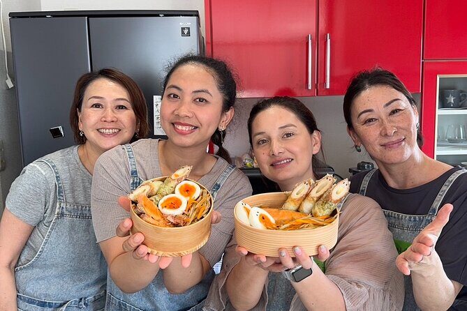 Tokyo Haneda: Bento & Ramen Gyoza Cooking Class in a Local home - The Experience in Practice