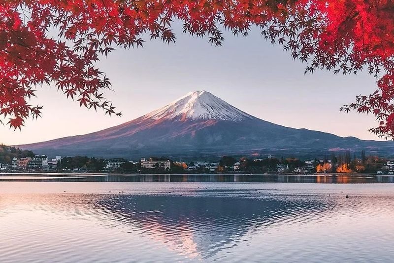 Tokyo Hikawa Clock Shop & Mt. Fuji Full-Day Private Tour - Who should book this Fuji charter?