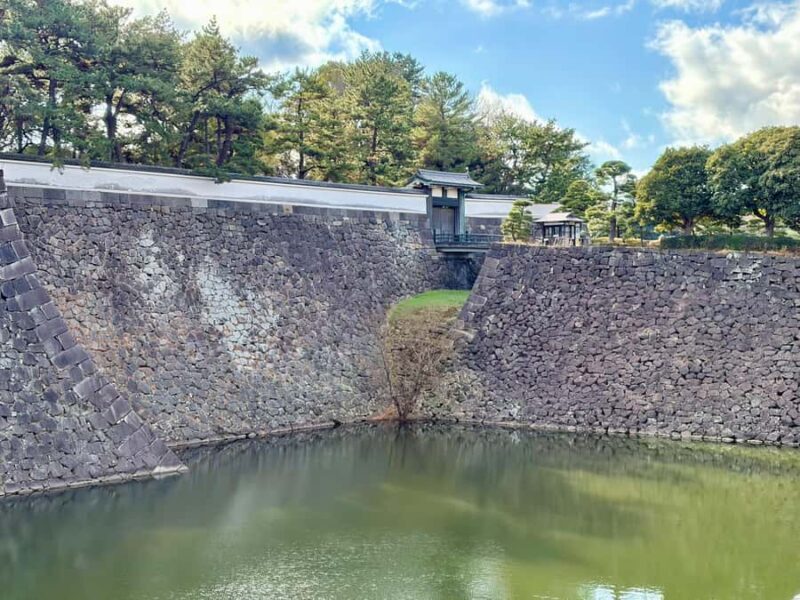 Tokyo: Imperial Palace and Kagurazaka Hidden History Tour - Who Will Love This Tour?