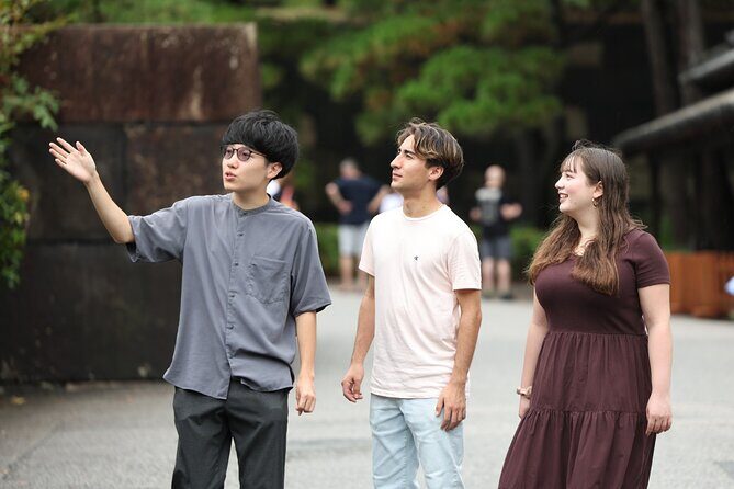 Tokyo: Imperial Palace Private Historic Walking Tour - Analyzing the Value for Money