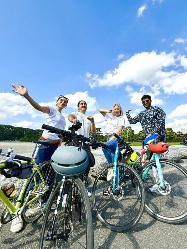 Tokyo Imperial Palace & Shibuya Bike Tour with Guide - From the Imperial Palace area toward Shibuya