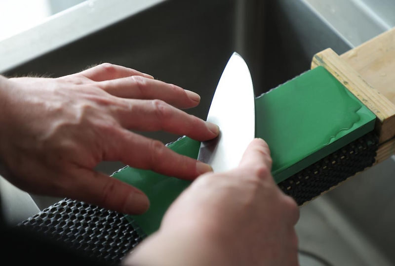 Tokyo: Japanese Knife Sharpening Experience - What makes this one-hour session useful