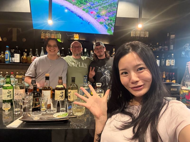 Tokyo: Japanese Whisky Tasting Experience: 10 Whiskies & 5 Snacks - Should you book the Shinjuku whisky tasting?