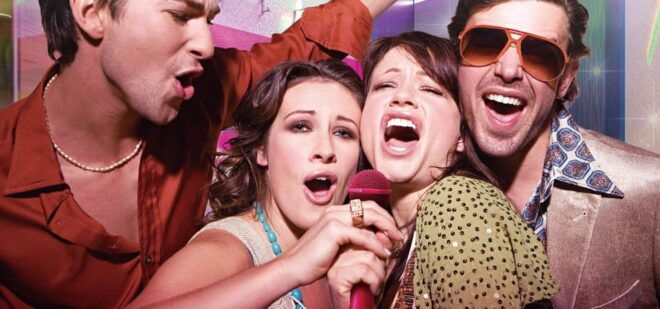 Tokyo: Karaoke Box Experience at BIG ECHO - Language Support