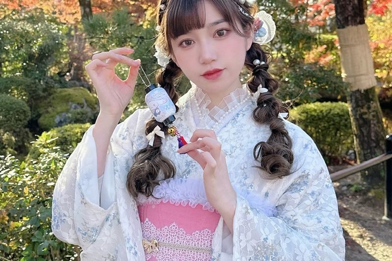 Tokyo Kimono, Furisode, and Yukata Rental Experience | Exquisite Hairstyling & Japanese Makeup & Photo Shoot (Ookini Asakusa Kaminarimon) - What the starting price buys, and what costs extra