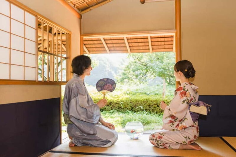 Tokyo: Kimono Rental inside Shinjuku Gyoen National Garden - Good To Know