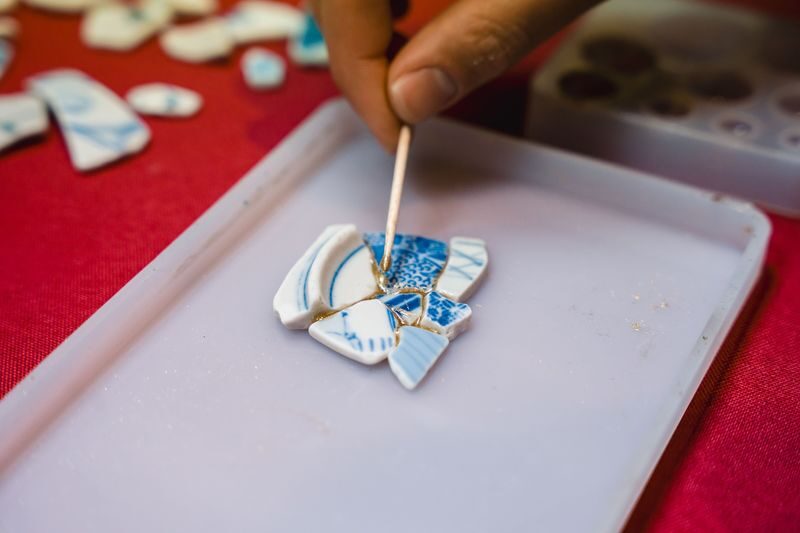 Tokyo: Kintsugi Accessory Workshop in Shibuya - Finding 雑煮屋鳥居 before class