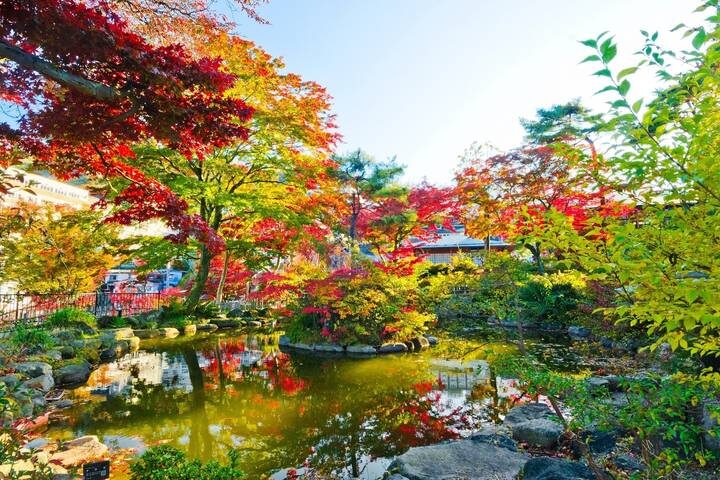 Tokyo, Kyoto, Alps and Fuji (including Yamanouchi) 8-Day Tour by Europamundo - Tsumago, Matsumoto and Nagano: a shift to mountain Japan
