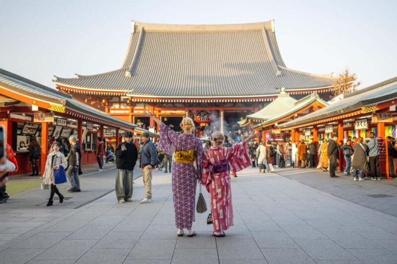 Tokyo: Luxury Kimono Walking Tour w/ Local Guide opt. Vegan - A Deep Dive into the Kimono Walking Tour Experience