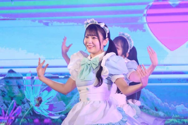 Tokyo: Maid Cafe Live Show (Drink Included) | Akiba Broadway - The Practicalities