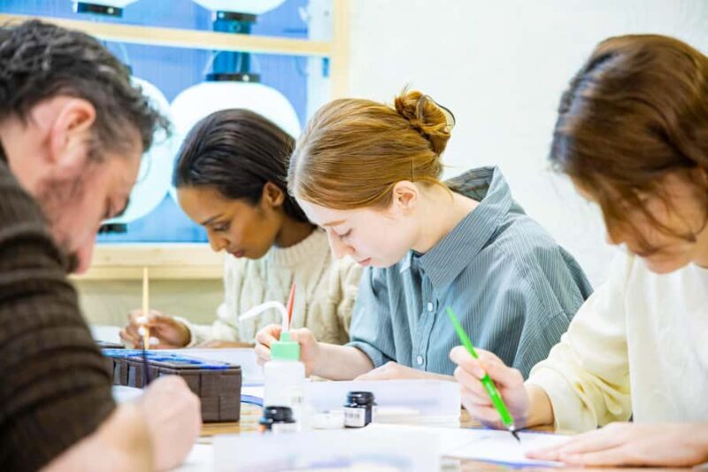 Tokyo: Manga Workshop in Ginza, Led by Professional Artists - FAQ