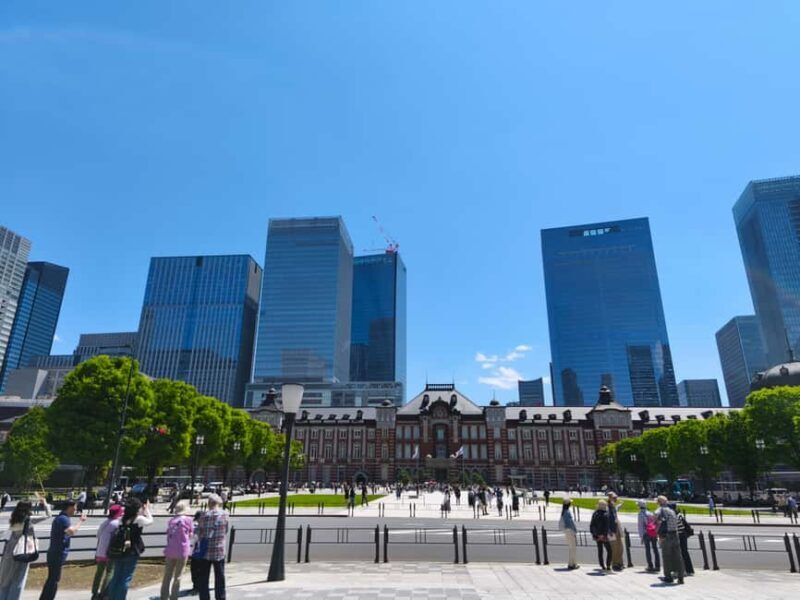 Tokyo: Marunouchi and Imperial Palace Guided Tour - Exploring Tokyo’s Historic and Modern Marvels in Just Two Hours