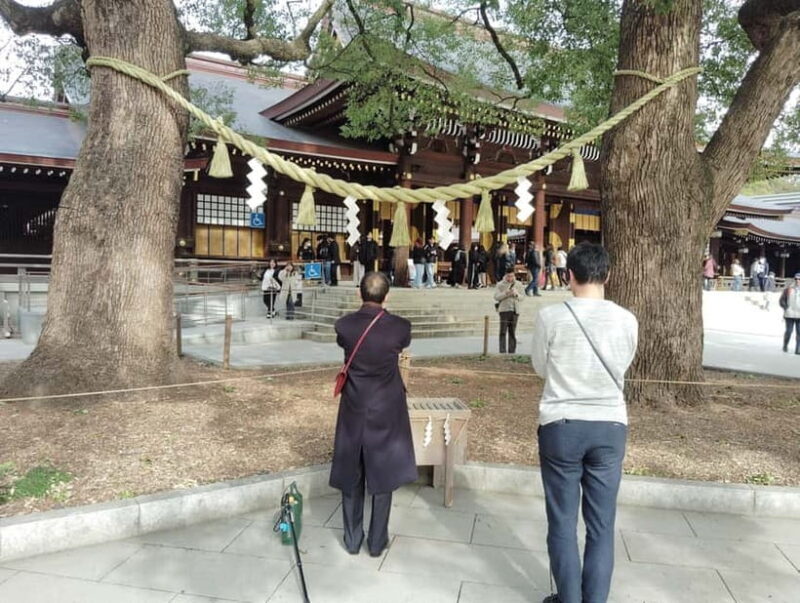 Tokyo: Meiji Jingu Shrine & Inner Garden Guided Tour (2h) - What Does the Price Get You?