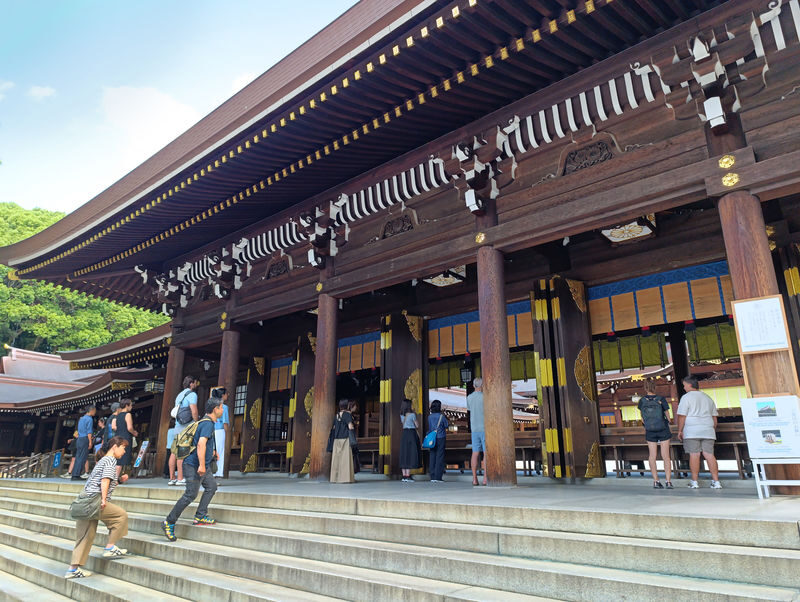 Tokyo Meiji Shrine Cultural Guided Walking Tour - Should you book the Meiji Shrine walking tour?
