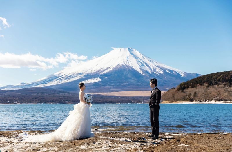 Tokyo & Mount Fuji: Wedding dress & kimono photo shoot - Who will get the most from this shoot