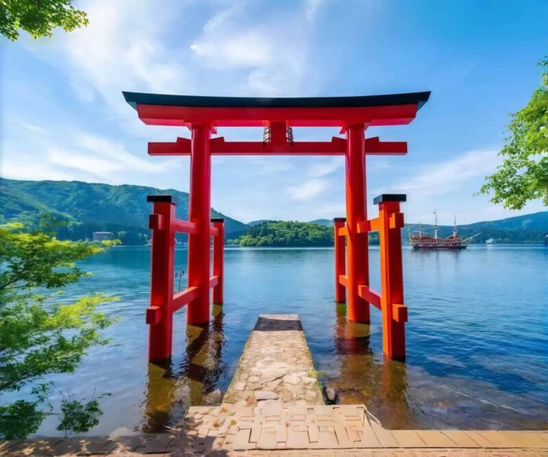 Tokyo Mt. Fuji & Hakone,Lake Ashi FREE Pirate Ship+Cable Car - Hakone Shrine and the Floating Torii