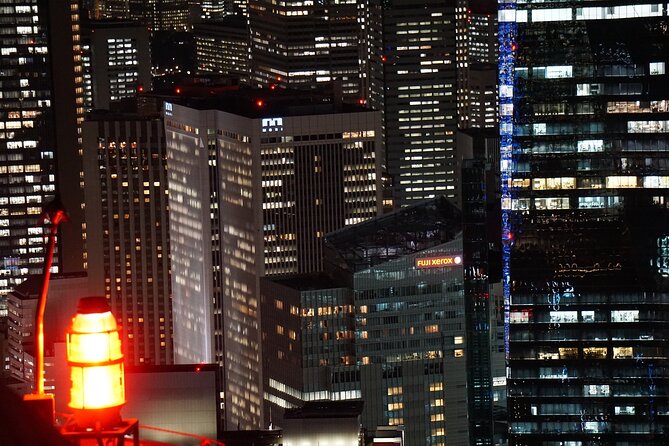 Tokyo Night Tour: A Unique Experience - Nighttime Attractions