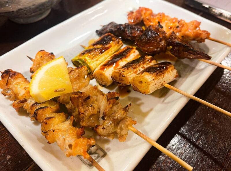 Tokyo: Night tour of bars and izakayas in Shinjuku - English / Spanish - Discover Tokyo’s Nightlife Through an Expert-Led Tour