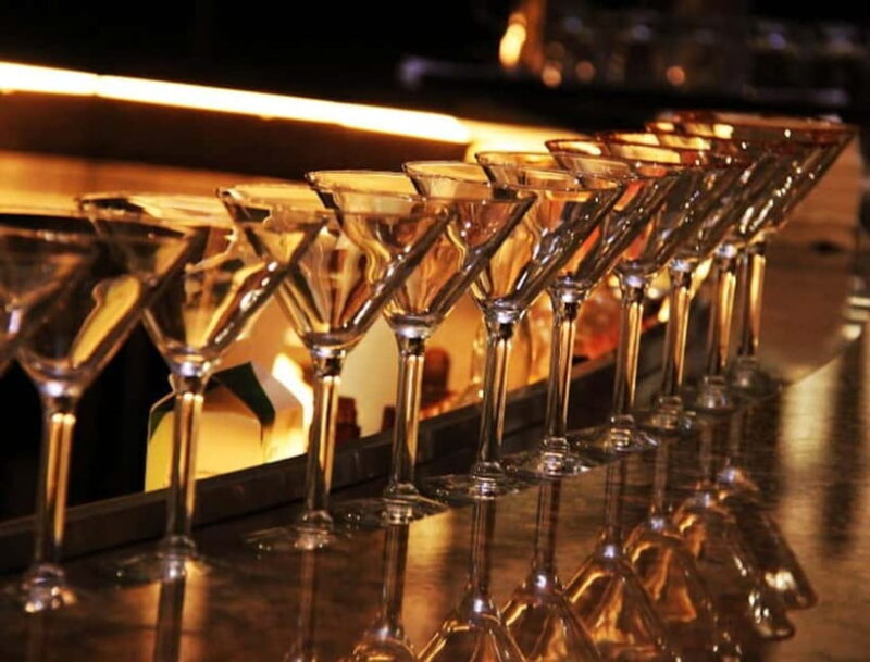 Tokyo Nightlife Girls' Bar Tour with Local Guide - Exploring Tokyo’s Nightlife Through a Girls’ Bar Tour