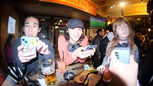 Tokyo Nightlife Tour And Photography Session - Local Nightlife Hotspots to Explore