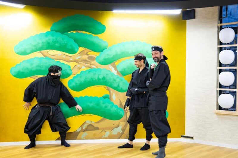 Tokyo: Ninja in Ginza: Throw Shuriken in Authentic Costume - A Closer Look at the Ninja in Ginza Tour