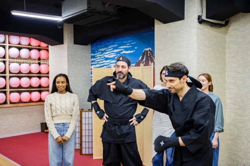 Tokyo: Ninja in Ginza: Throw Shuriken in Authentic Costume - FAQ