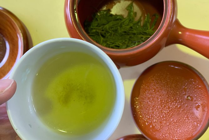 Tokyo Online: Green Teatime in Japan - The Tradition of Green Tea in Japan