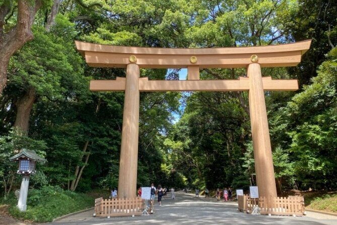 Tokyo Pop Culture & Tradition Tour: Meiji Shrine to Harajuku - Exploring Tokyo’s Unique Mix of Sacred and Trendy: A Review of the Meiji Shrine to Harajuku Tour