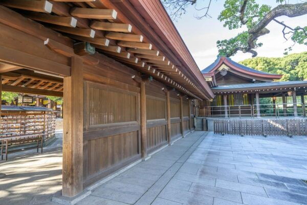 Tokyo: Private Harajuku Walk & Photoshoot With Local Expert - Frequently Asked Questions