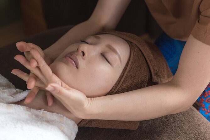 Tokyo Private Lift Facial  Muscle Sculpting (80 min) with Gift - The Value of the Treatment