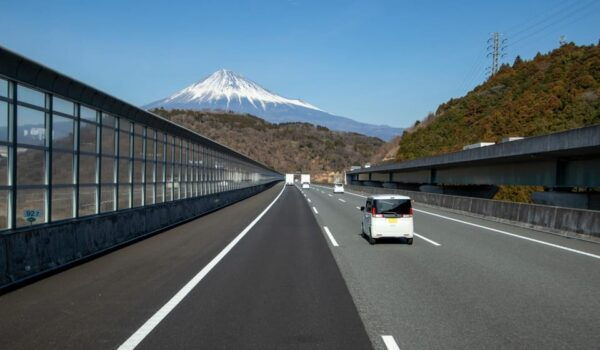 Tokyo: Private Luxury Transfer To/From Shirakawa Go (1 Way) - Frequently Asked Questions