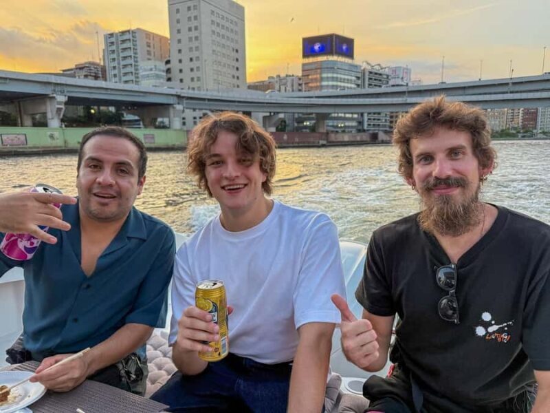 Tokyo: Private Night Cruise with Food and Drinks - What to Expect from the Tour