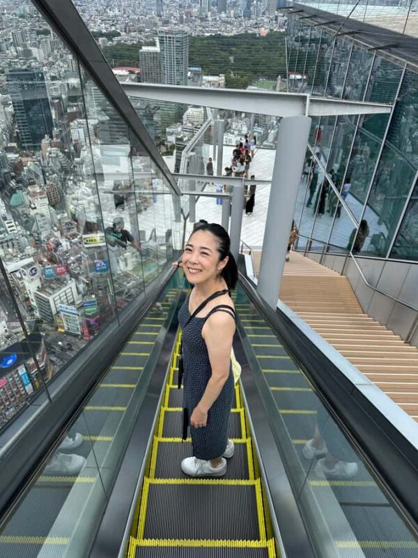 Tokyo Private Tour  A Warm and Personal Day - Authentic Neighborhoods and Hidden Corners  