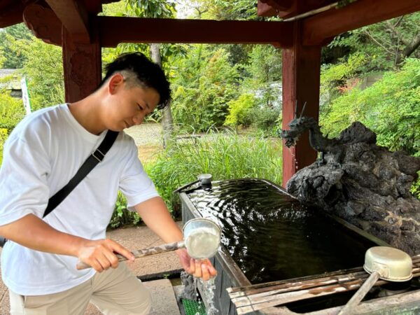 Tokyo: Private Ueno Historical & Local Tour (With Lunch) - What to Bring