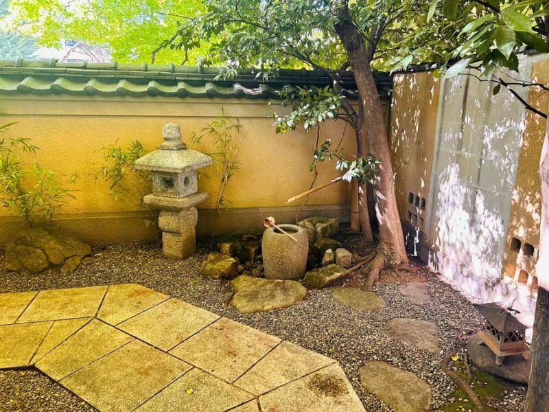 TOKYO: Professional Gardener Guides Gardens by E-bike -LIGHT - The Sum Up