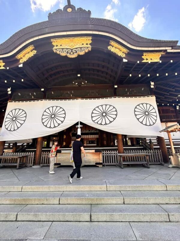 TOKYO: Professional Gardener Guides Gardens by E-bike -LIGHT - Who Should Consider This Tour?