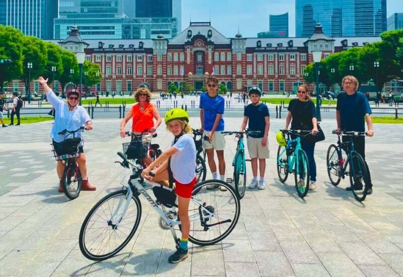Tokyo: Rice Ball Making Class and Bike Tour of Local Areas - Scenic Picnic at Hamarikyu Gardens