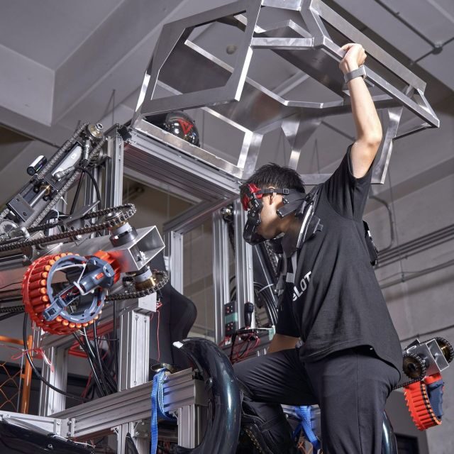 Tokyo: Robot Piloting Attraction Ticket - How Does It Compare to Other Tech Activities?